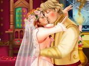 Anna Wedding Kiss