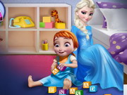 Elsa Playing With Baby Anna